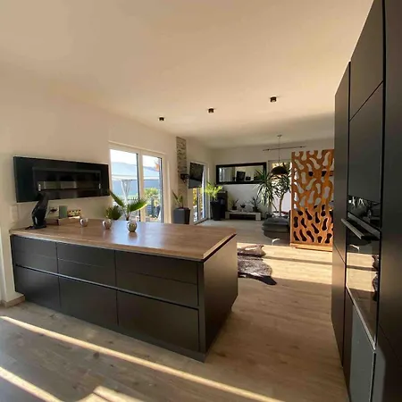 Villa Spa-villa Mit Privatem Whirlpool&sauna Und Panoramablick Wellheim