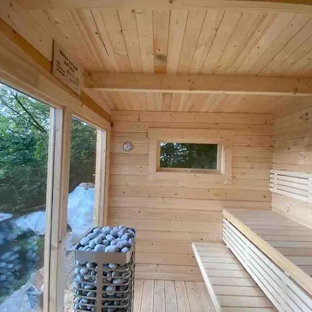 Villa Spa-villa Mit Privatem Whirlpool&sauna Und Panoramablick